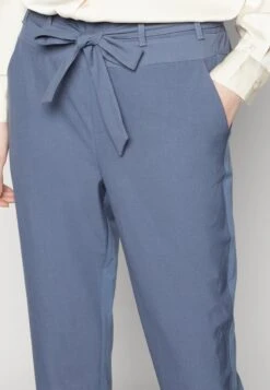 Kaffe JILLIAN BELT PANTS - Stoffhose - Vintage Indigo -Anna Field Verkäufe 95f3fae7222745d4930cbff891b423cd