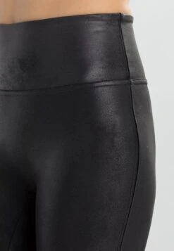 Spanx FAUX LEATHER LEGGINGS - Leggings - Strümpfe - Black 9 Spanx FAUX LEATHER LEGGINGS - Leggings - Strümpfe - Black -Anna Field Verkäufe ccc5aa5e0e7c4ad190daadadc5078720